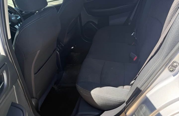 
								Subaru Outback 2017 full									