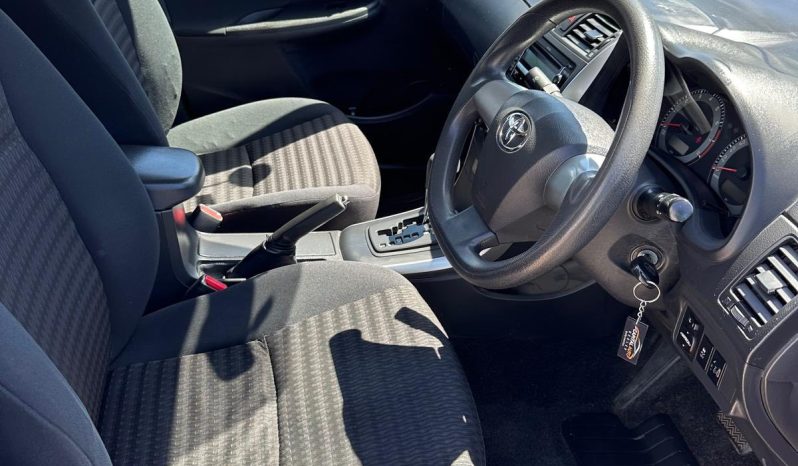 
								Toyota Corolla 2010 full									