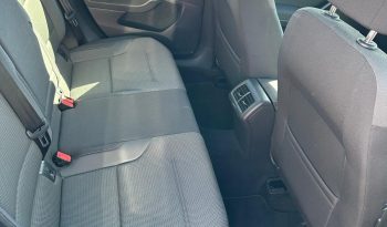 
										Volkswagen Golf 2018 full									