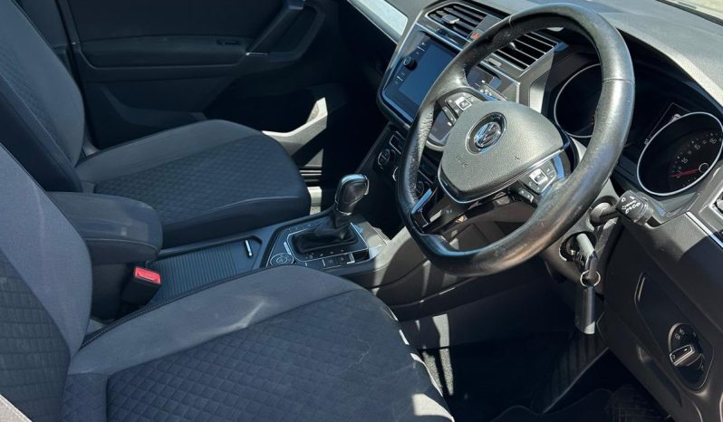 
								Volkswagen Tiguan TSi Comfortline 2018 full									
