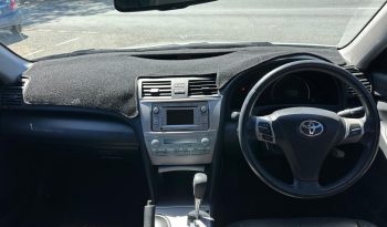 
										Toyota Camry Luxury Hybrid 2009 full									