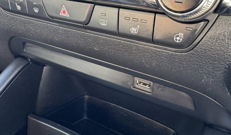 
								Mazda3 2021 Astina full									