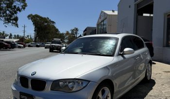 
										BMW 1 20i 2009 full									