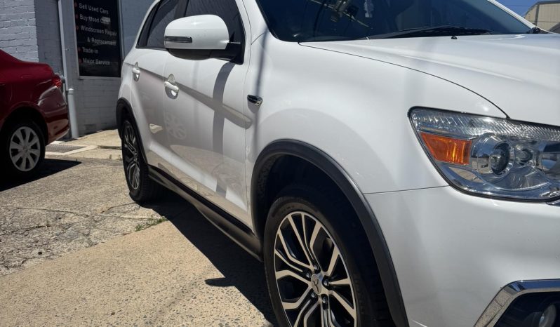 
								Mitsubishi Asx 2017 full									