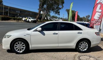 
										Toyota Camry Luxury Hybrid 2009 full									