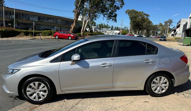 
								Honda Civic 2012 full									