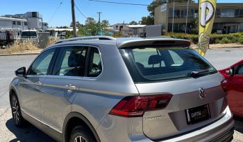 
										Volkswagen Tiguan TSi Comfortline 2018 full									