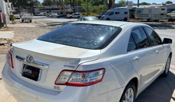 
										Toyota Camry Luxury Hybrid 2009 full									