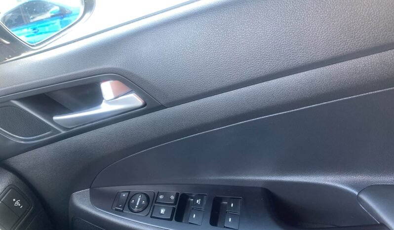 
								Hyundai Tucson Active 2020 full									