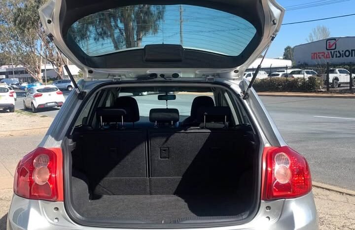
								Toyota Corolla 2008 full									