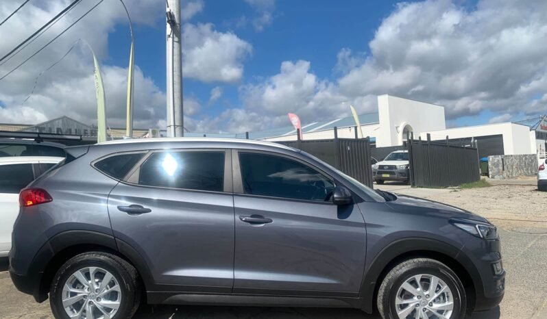 
								Hyundai Tucson Active 2020 full									