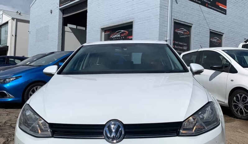 
								Volkswagen Golf 2017 full									