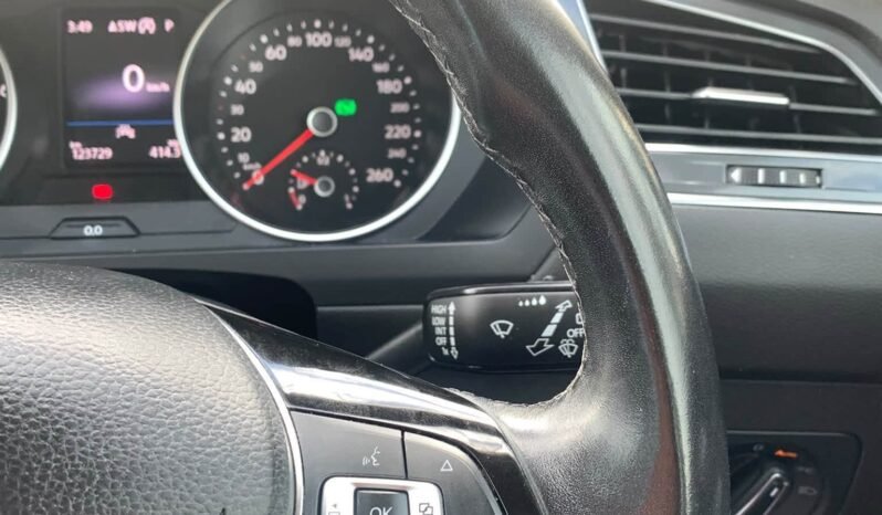 
								Volkswagen Tiguan Awd 2020 full									