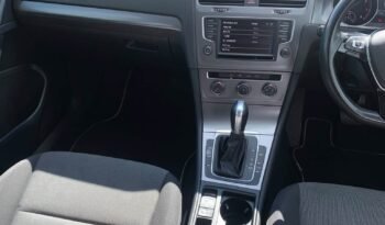 
										Volkswagen Golf 2017 full									
