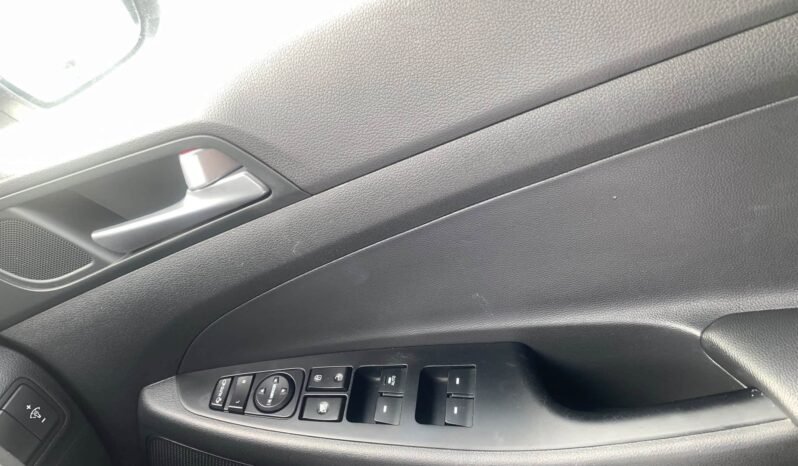 
								Hyundai Tucson Active X 2016 full									