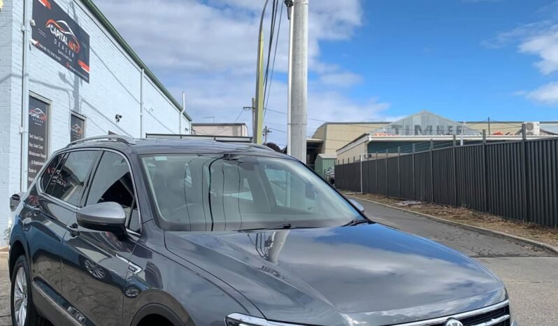 
								Volkswagen Tiguan Awd 2020 full									