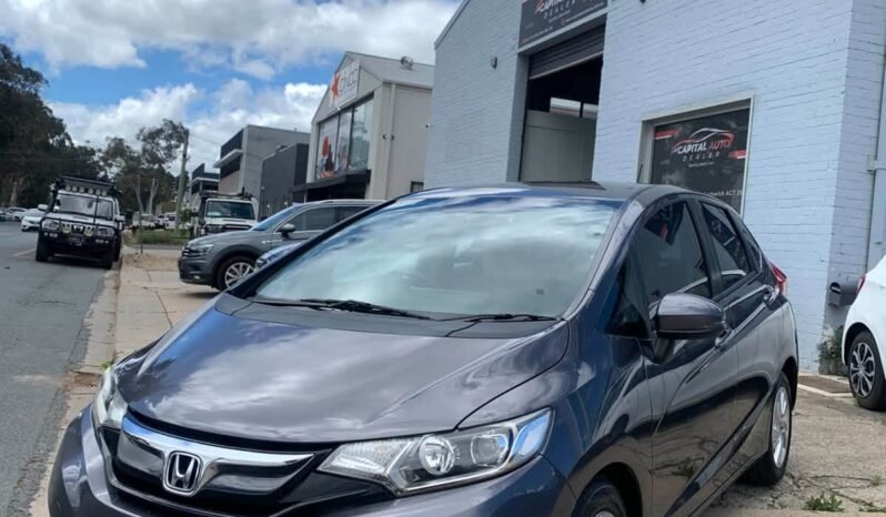 
								Honda Jazz VTi-L 2017 full									