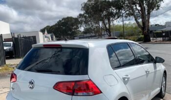
										Volkswagen Golf 2017 full									