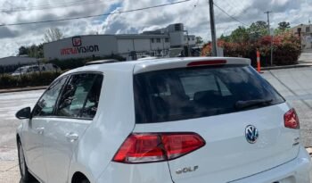 
										Volkswagen Golf 2017 full									