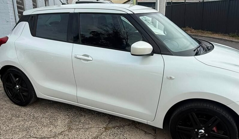 
								Suzuki Swift 2023 full									
