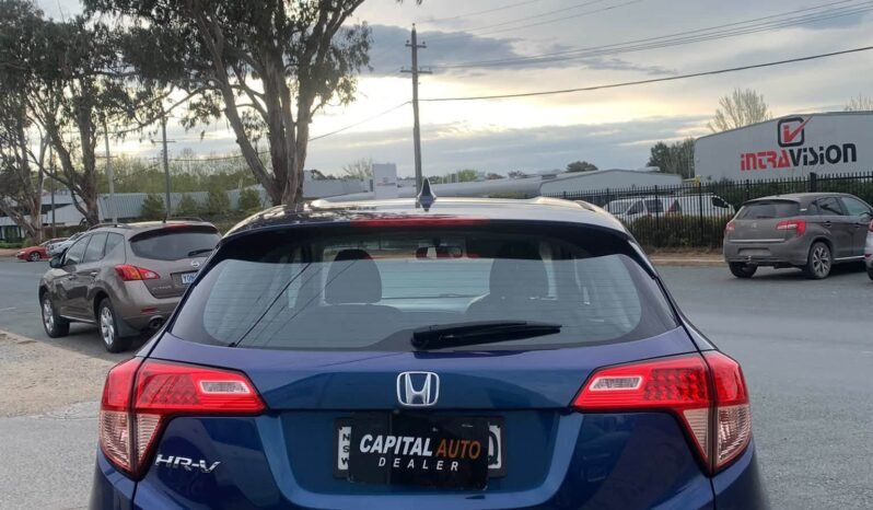 
								Honda HRV Vti 2017 full									