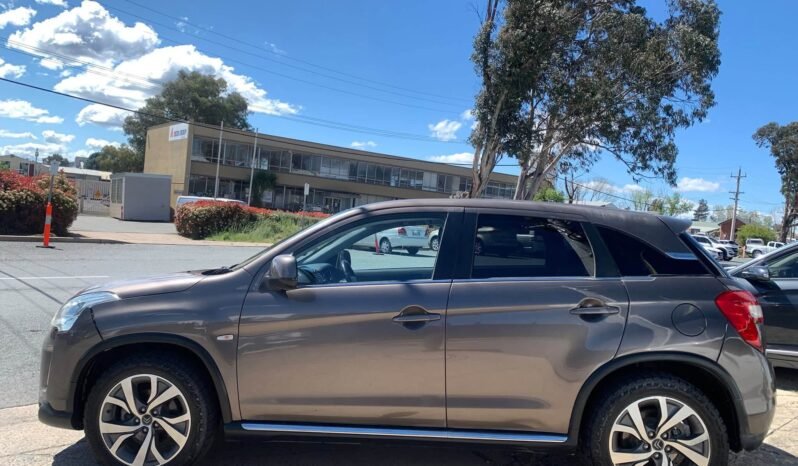 
								Citroen C4 2012 full									