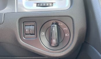 
										Volkswagen Golf 2017 full									